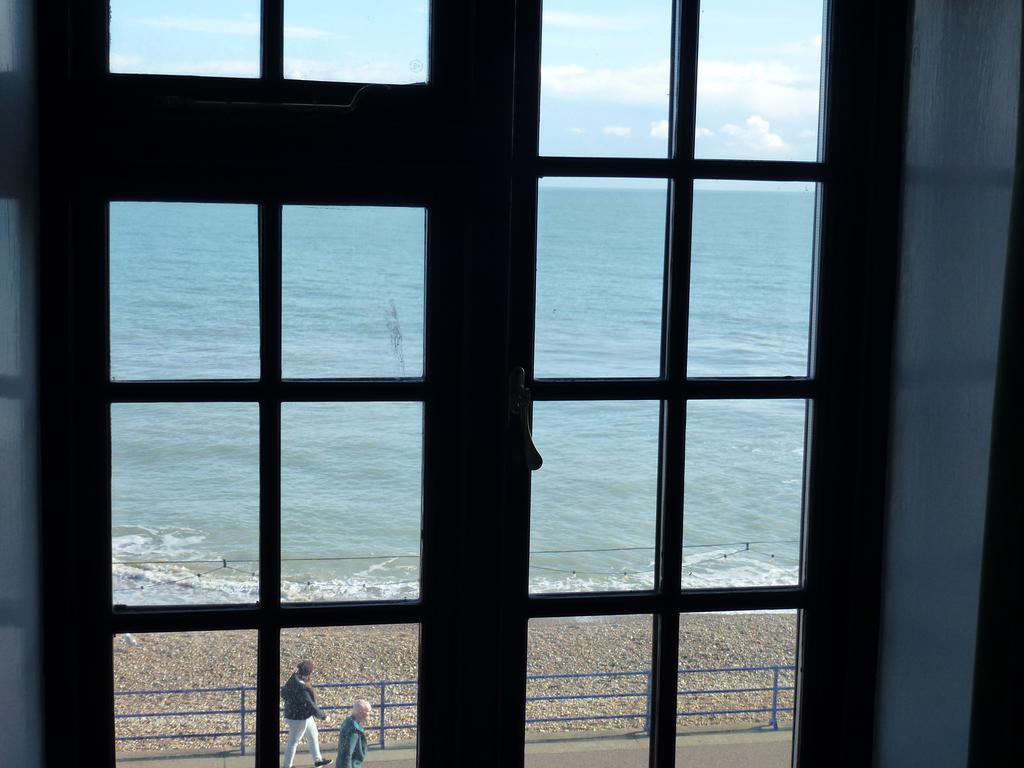 Royal Hotel (Adults Only) Eastbourne Eksteriør billede