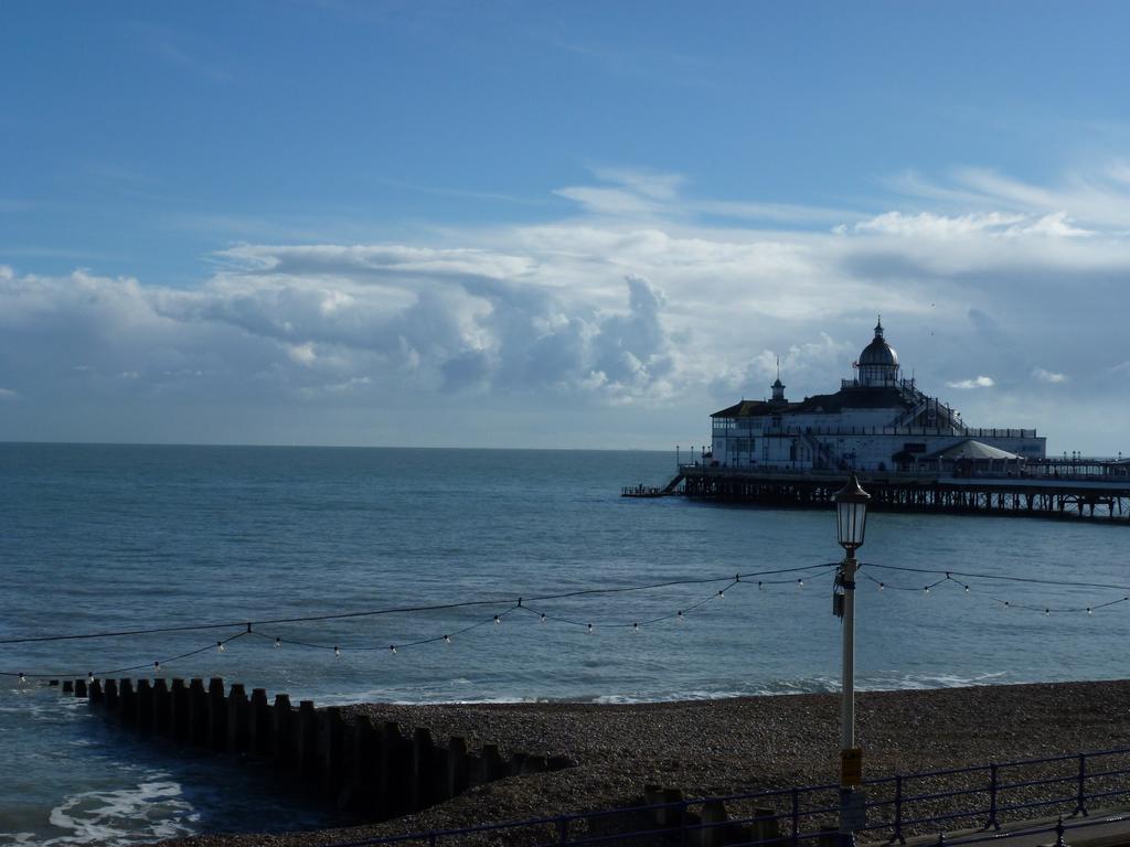 Royal Hotel (Adults Only) Eastbourne Eksteriør billede
